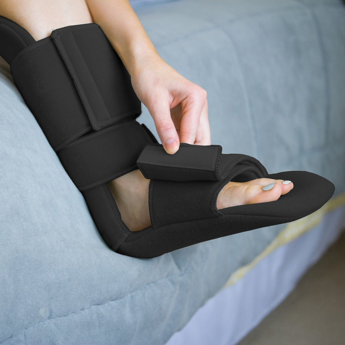 Padded 90 Degree Soft Nighttime Boot Splint