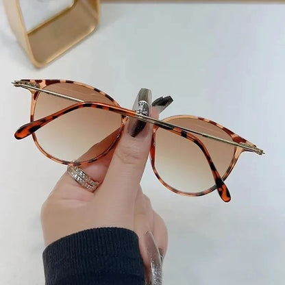 Chic Retro Round Sunglasses